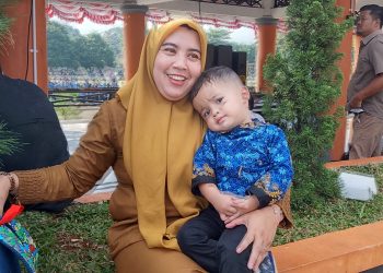 Gemas, Bocah di Pandeglang Pakai Seragam Korpri Saat Ayahnya Dilantik PPPK