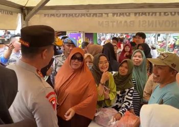 Bazar Murah di Polsek Cikande Diserbu Warga, Kapolda: Langkah Konkret Polri Sediakan Kebutuhan Pokok Terjangkau