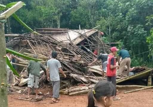 10 Tahun Minta Bantuan Pemerintah, Satu Rumah di Pandeglang Ambruk Sendiri
