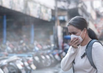 Kualitas Udara Buruk, Warga Banten Diimbau Kemana-Mana Pakai Masker