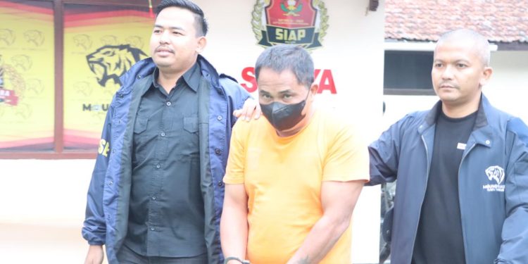Polsek Cikupa Tangkap Pejambret Kalung Emak-emak 
