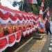 Keluh Penjual Bendera di Lebak, Cuma Dapat Rp50 Ribu Sehari