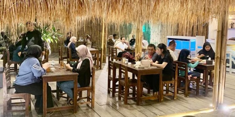 Mau Makan Enak Sambil Liburan Tipis-tipis di Serang? Tempat Ini Recommended