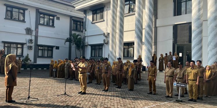 Di Hadapan Bupati, Para Pejabat Pandeglang Bacakan Janji ASN Berakhlak