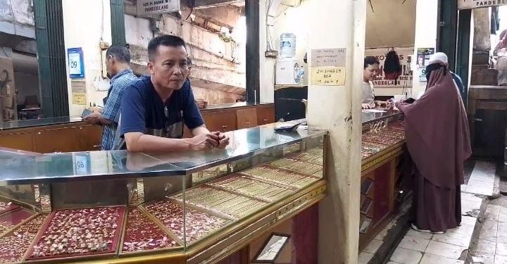 Harga Emas Perhiasan di Pasar Pandeglang Kini Naik Rp100 Ribu
