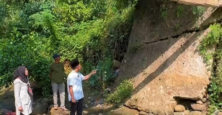 Warga Lebak Ngadu ke Dewan: Curhat Jembatan Akses Utama Sudah 20 Tahun Rusak dan Keropos