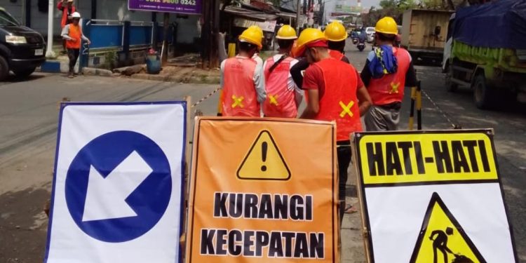 Perumdam TKR Gerak Cepat Tangani Perbaikan Pipa di Cadas Kukun
