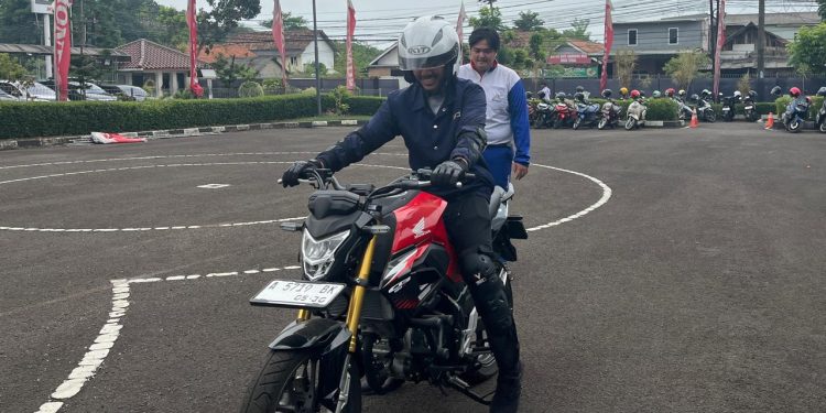 Honda Banten Gelar Edukasi Safety Riding untuk Karyawan Astra Tol Tangerang-Merak