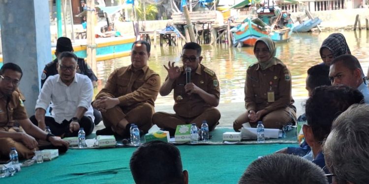 Gubernur Banten dan Walikota Serang Kompak Berdialog dengan Nelayan di Karangantu, Ini Aspirasinya