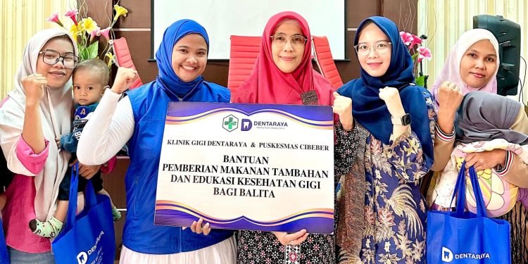 Peduli Gizi Balita, Klinik Gigi Dentaraya dan Puskesmas Cibeber Berikan Bantuan Makanan Tambahan