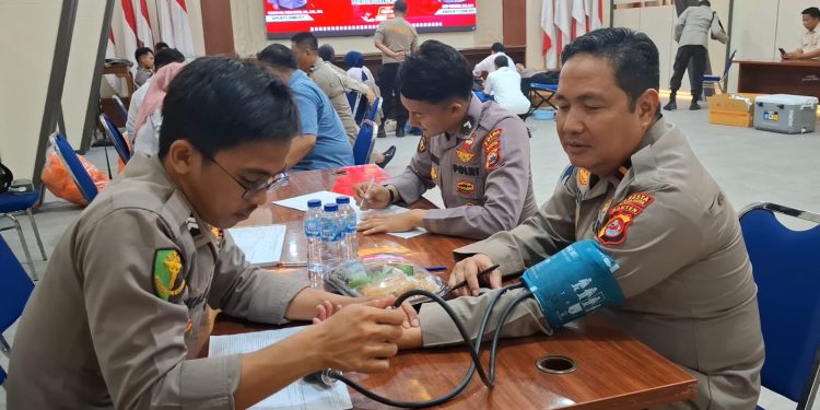 Peringati Hari Jadi Humas Polri ke-74, Humas Polresta Serang Kota Gelar Donor Darah