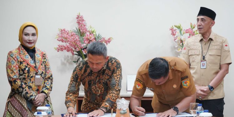 bank bjb dan IPDN Bersinergi Bangun Ekosistem Keuangan Inklusif untuk ASN dan Dunia Pendidikan