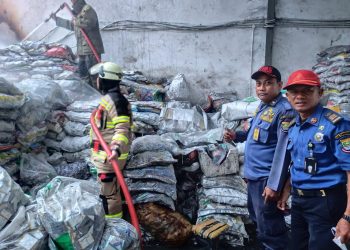 Gudang Limbah Baterai di Pakuhaji Tangerang Ludes Terbakar
