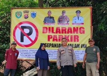 Dikhawatirkan Sebabkan Laka Lantas, Dishub Larang Truk Sumbu Tiga Parkir di Saketi