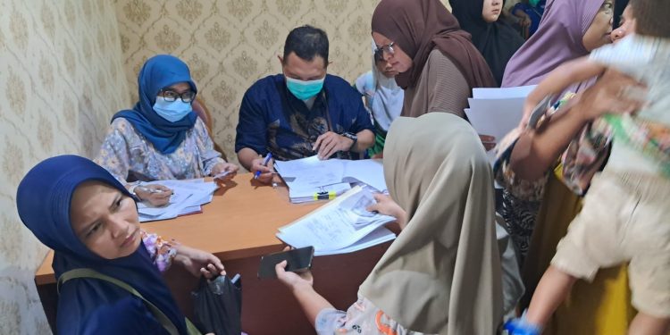 Ratusan Warga Cikande yang Tinggal di Paparan Radioaktif Diambil Sampel Darah
