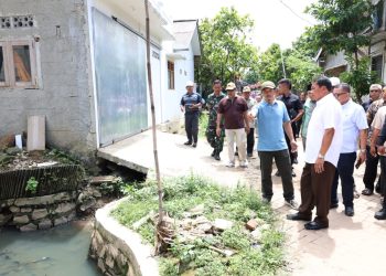 Tanggapi Keluhan Warga, Bupati Tangerang Tinjau Perumahan Cisoka Indah Regency