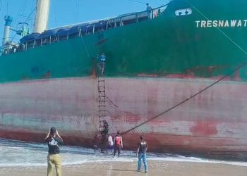 Kapal Kargo Tresnawati Dua Bulan Terdampar di Cibitung Kabuputen Pandeglang