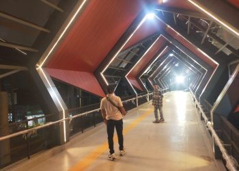 Uniknya Stasiun Rangkasbitung Ultimate : Memiliki JPO yang Estetik