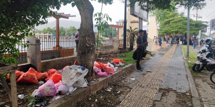 Titik Sampah Liar