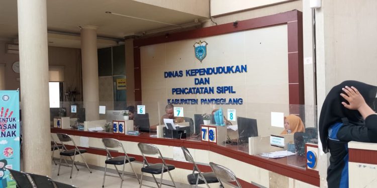 Disdukcapil Pandeglang Cetak 25 Ribu e-KTP