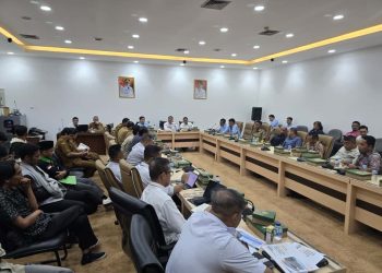 Audensi antara warga Bojongnegara dengan DPRD Banten