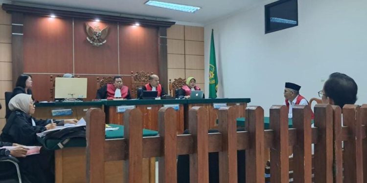 Kasus Penggelapan Rp2,1 Miliar, Eks Ketua Serikat Pekerja PT Asahimas Chemical Dituntut 3 Tahun Penjara