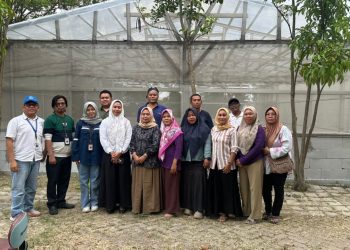 UMN dan USI Kembangkan Green House Akuaponik dan Energi Surya di Bojong Renged Tangerang