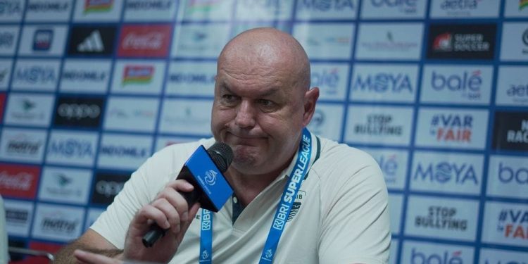Bojan Hodak Sesali Kekalahan Persib dari Lion City Sailors 2–3