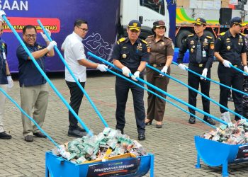 41 Juta Batang Rokok Ilegal Dibakar Bea Cukai Banten, Nilainya Capai Rp53,7 Miliar