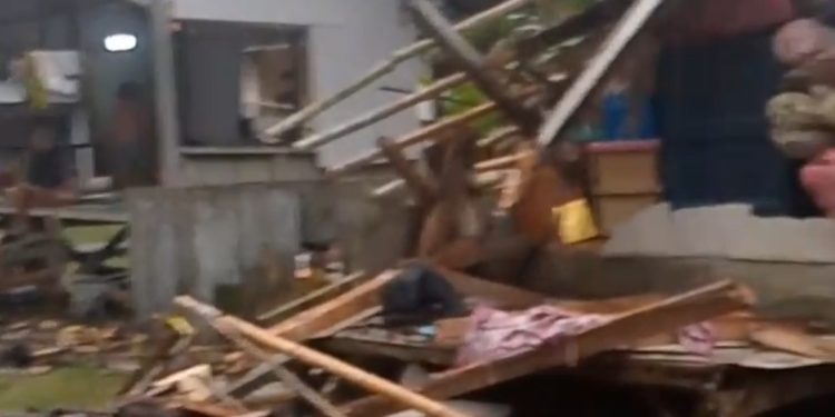Proyek Perumahan Rakata Arum Disorot, Warga Kecam Kelalaian K3 di Lokasi Pembangunan
