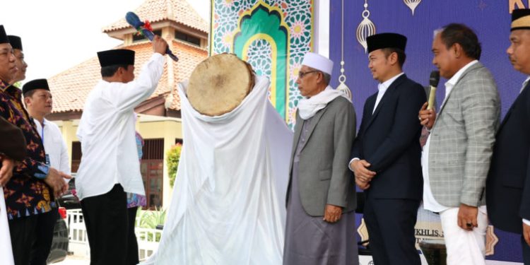 Bupati Maesyal Buka STQ Ke-13 Kecamatan Kronjo