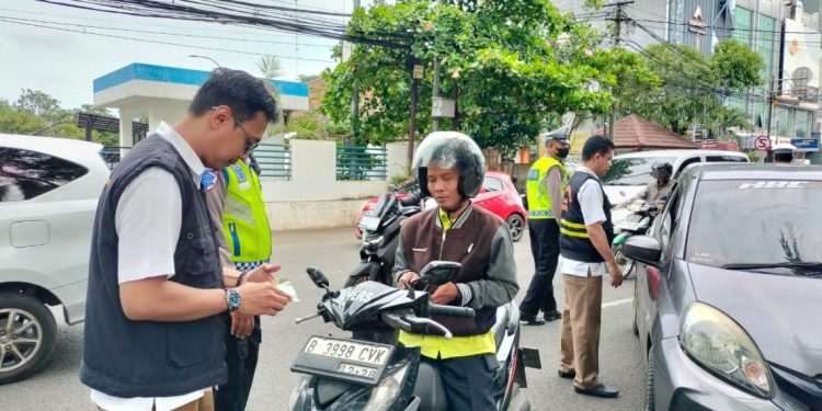 Mau dapat Upah Pungut Jutaan Rupiah, Pegawai Bapenda Banten Tak Bisa Leha-leha