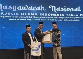 Ketua MUI Banten menerima penghargaan ISO 9001:2015 dari WQA.
