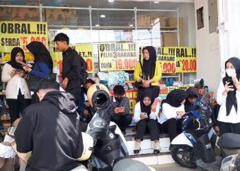 Cari Kerja Makin Sulit, Waralaba di Pandeglang Jadi Buruan Ratusan Pencaker