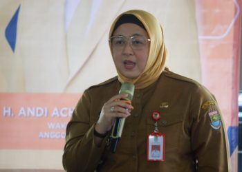Intan Minta Warga Sudirman Tigaraksa Peduli Sampah