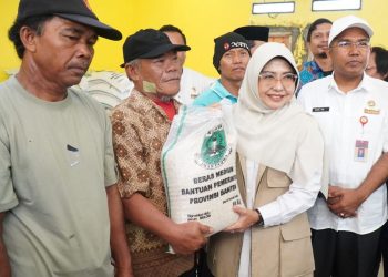 Cuaca Ekstrem, 599 Nelayan Labuan Menerima Bantuan Beras CPP