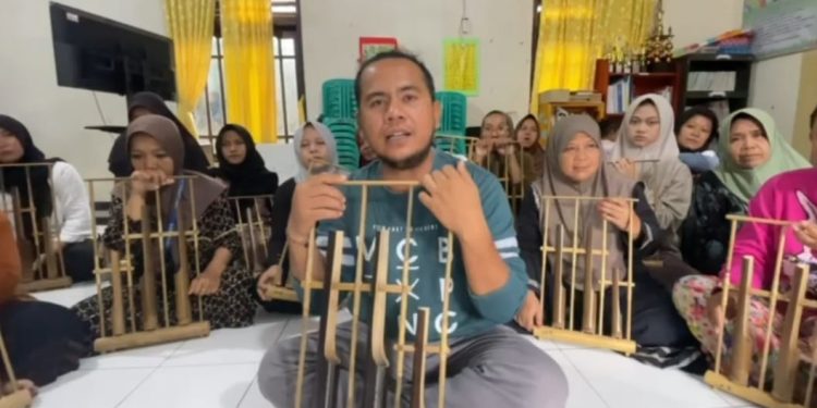Kearifan lokal