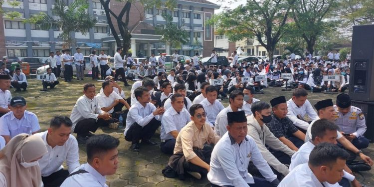 Gaji Honorer Kota Serang 2026 Belum Jelas, Anggaran Ada tapi Aturan Masih Menggantung