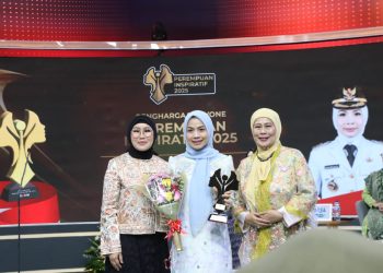 Bupati Ratu Zakiyah Dinobatkan sebagai Perempuan Inspiratif 2025