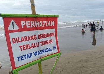 Kunjungan Wisatawan di Pantai Bagedur Turun Drastis