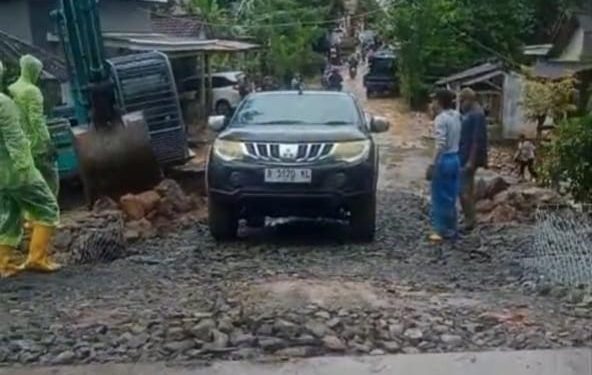 Jembatan Bailey Cimanggu Selesai Dipasang, Transportasi Warga Kembali Lancar