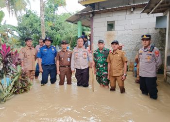 pastikan warga Tigaraksa aman banjir