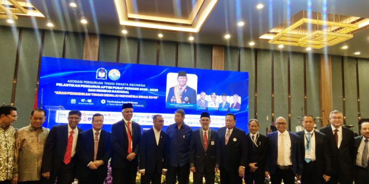 Presiden Prabowo Kumpulkan 1.200 Rektor