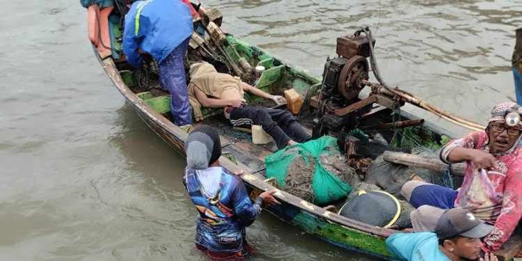 Hari Kedua Pencarian, Nelayan Asal Lontar Ditemukan Meninggal Dunia