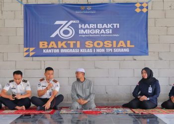 Peringati Hari Bakti Imigrasi ke – 76, Kantor Imigrasi Serang Salurkan Bantuan Sembako di Panti Asuhan Baitul Qur’an