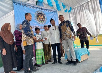 SPPG Carita Punya Cerita Santuni Anak Yatim dan Jompo