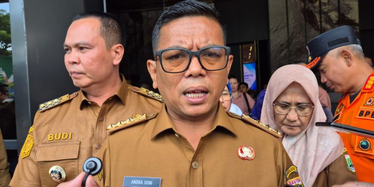 Hari Ini, Gubernur Banten Akan Bertemu OJK