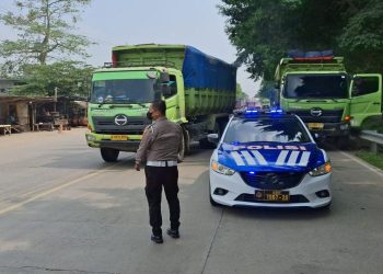 Polda Banten Tilang 115 Truk Tambang