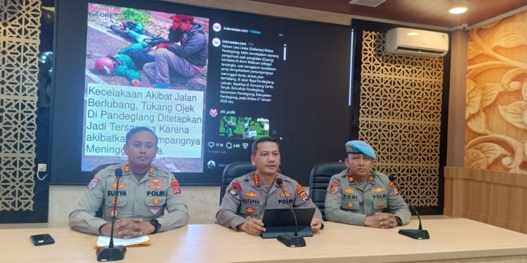 Polda Banten Bantah Tukang Ojek yang Kecelakaan Akibat Jalan Rusak Ditetapkan Tersangka
