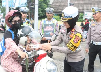 Kasat Lantas Polresta Serang Kota Apresiasi Pengendara Tertib pada Operasi Keselamatan Maung 2026